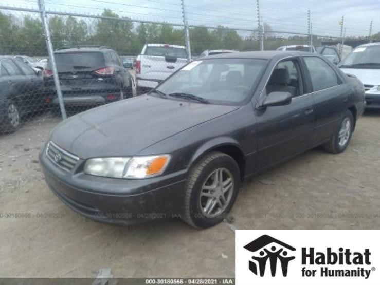 2001 Toyota Camry Returns to HFH